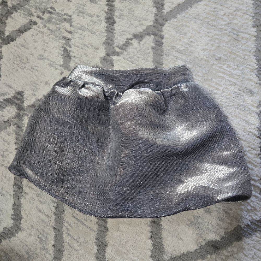 🆕️3/$50🎆Zara Shimmery Skirt